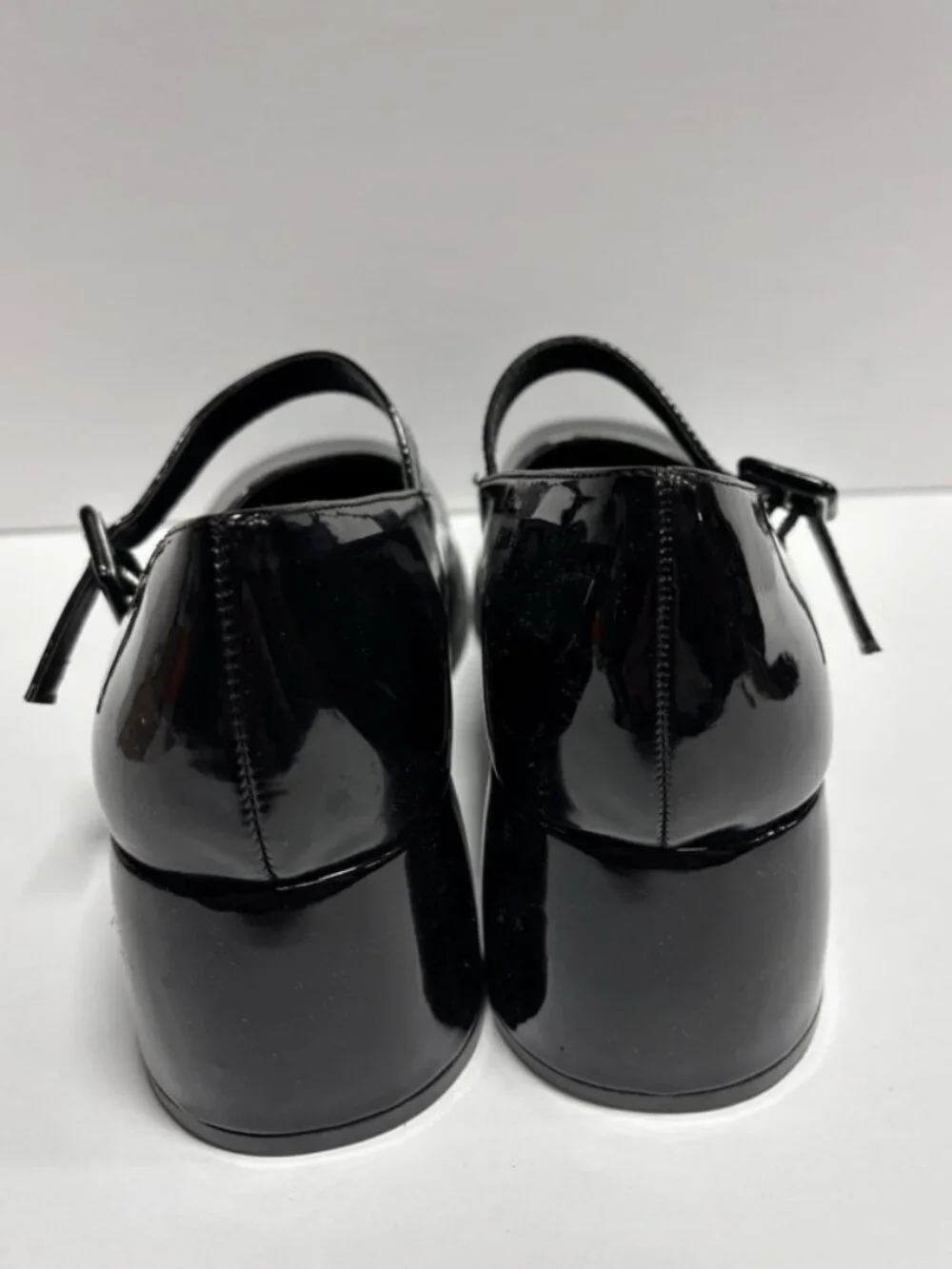 Steve Madden Big Kids’ Kitty, Black Mary Jane Pumps, Girls’ Size 7 M